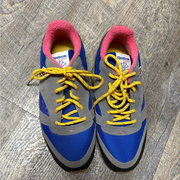 Reebok Gray and Blue Sneakers with Yellow Laces - Picture 1 of 11